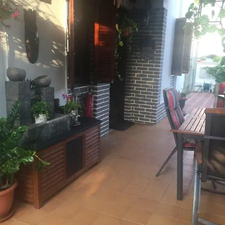 Semesterbostad Heavens Garden House